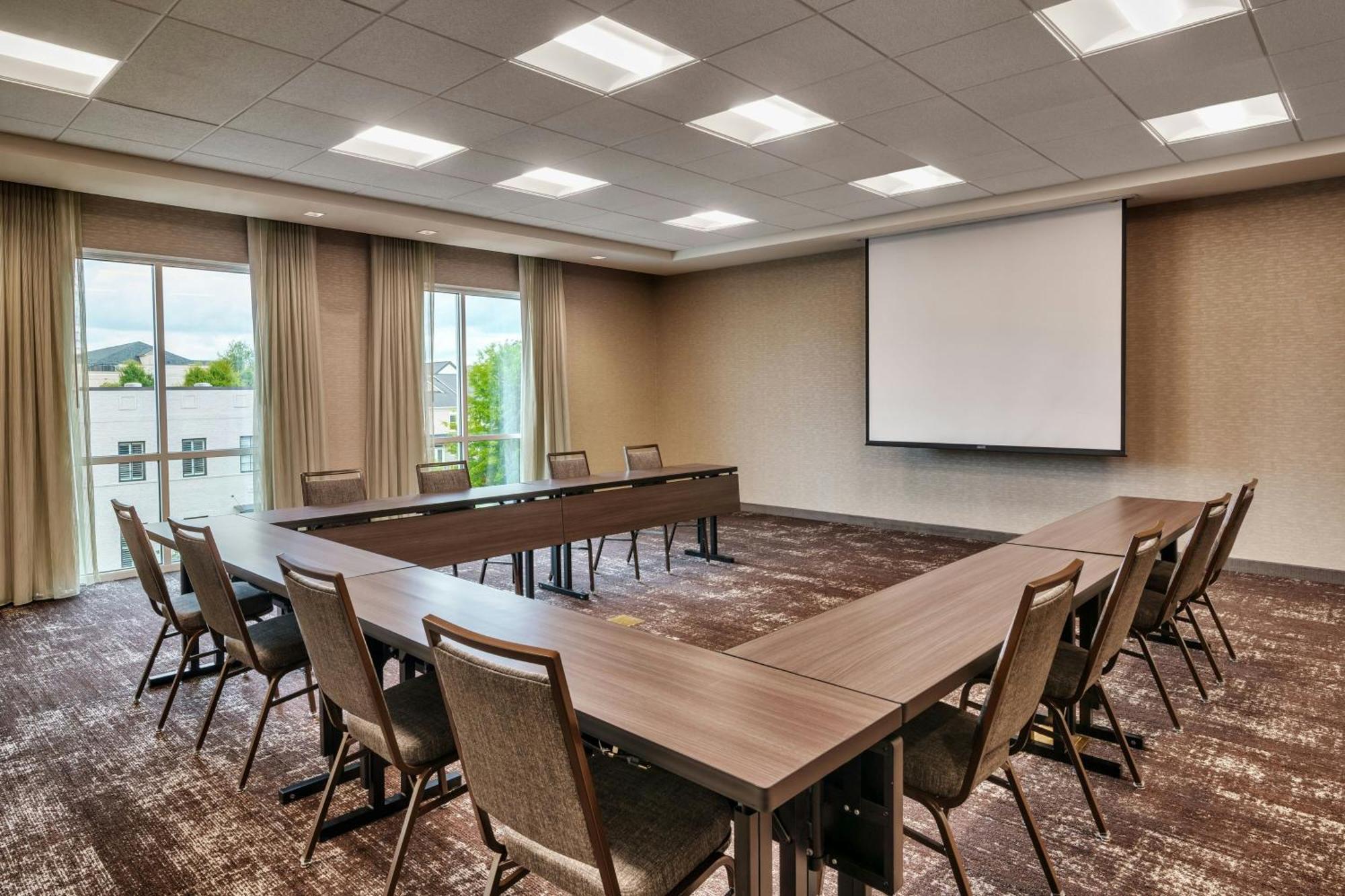 Courtyard By Marriott Atlanta Duluth Downtown 호텔 외부 사진